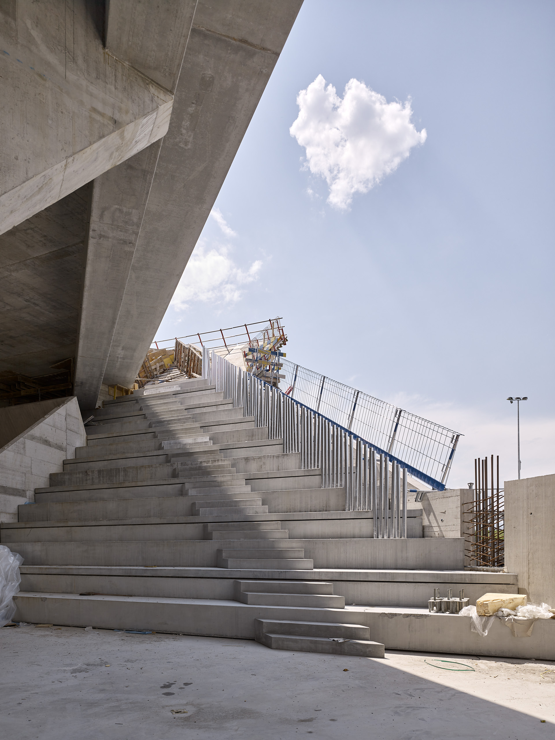 Stade de la Tuilière, Lausanne